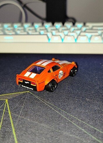  Beden Hot wheels datsun 240z