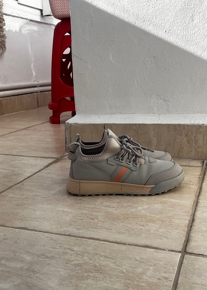 40 numara bayan spor ayakkabı - Görsel 4