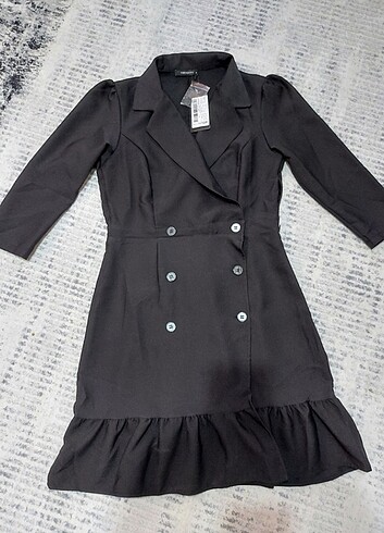 Siyah ceket elbise