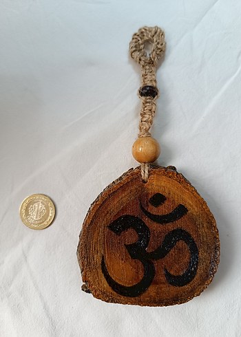 Diğer Sanstrikçe OM (aum) Yakma duvar süsü
