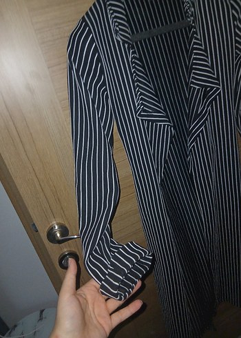 Çizgili Siyah Uzun Kadın Kaban - Görsel 2