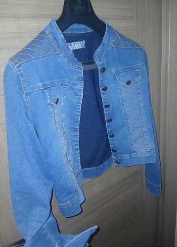 Düğmeli Mavi Denim Kadın Ceket - Görsel 3