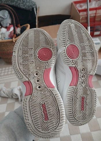 Beyaz Bağcıklı Kadın Spor Ayakkabısı - Görsel 3