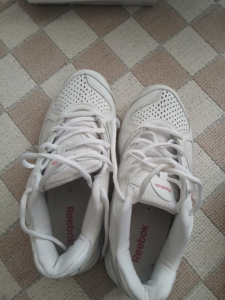 Beyaz Bağcıklı Kadın Spor Ayakkabısı - Görsel 2