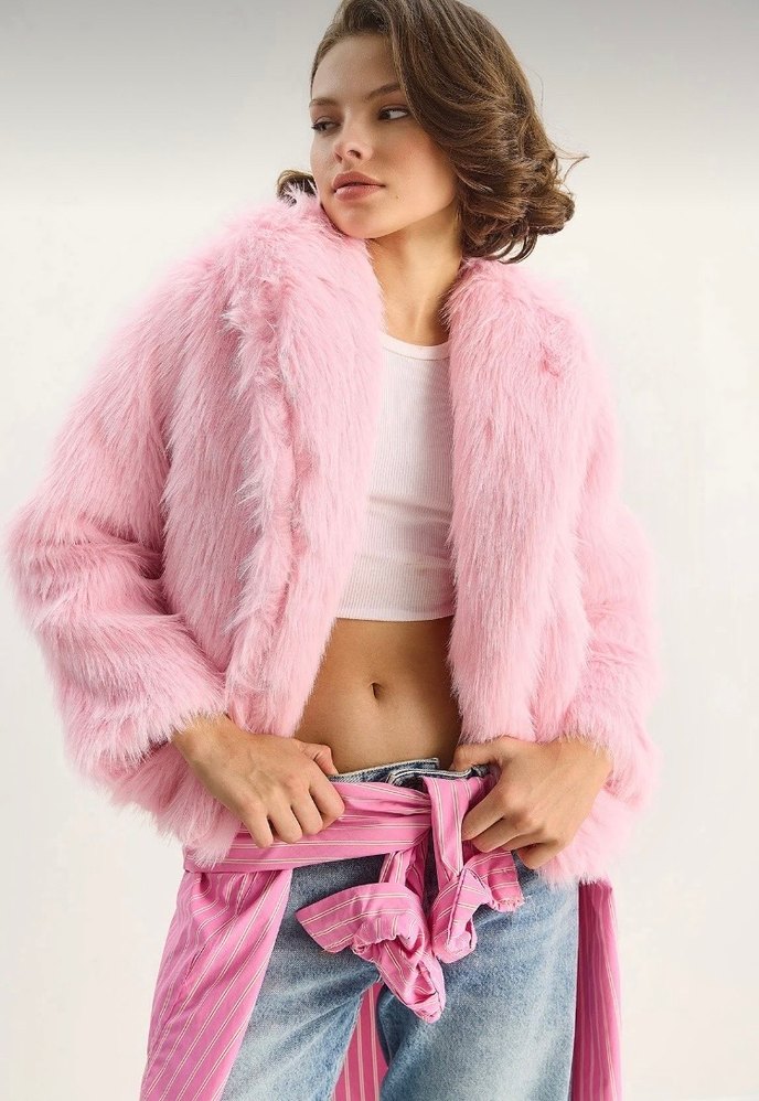 Pembe Kadın Suni Kürk - Görsel 3