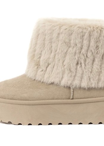 Bej Kürklü Kadın  Bot - Görsel 2