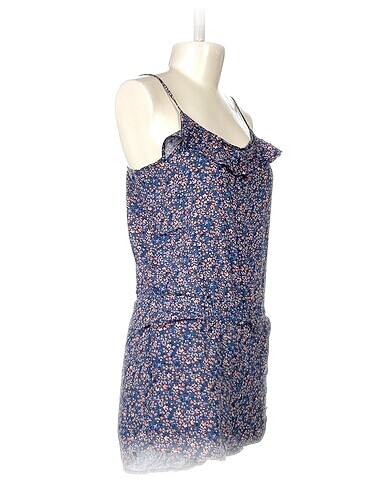 H&M H&M Kısa Tulum %70 İndirimli.
