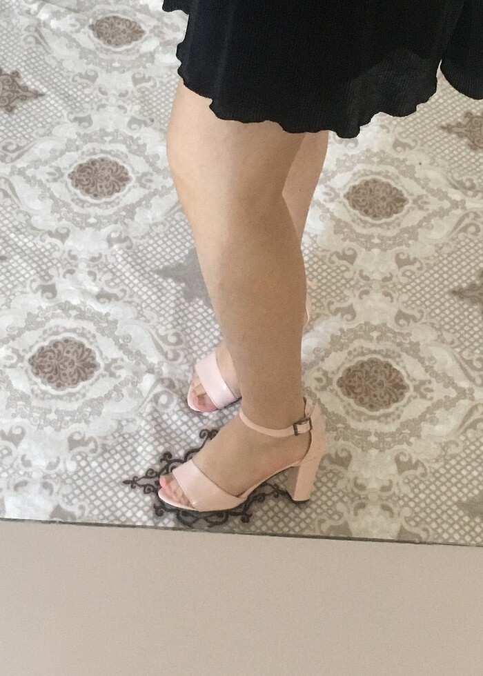 Topuklu ayakkabı - Görsel 3