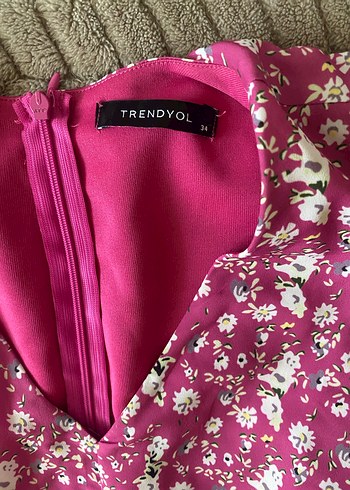 V yaka pembe midi elbise - Görsel 3