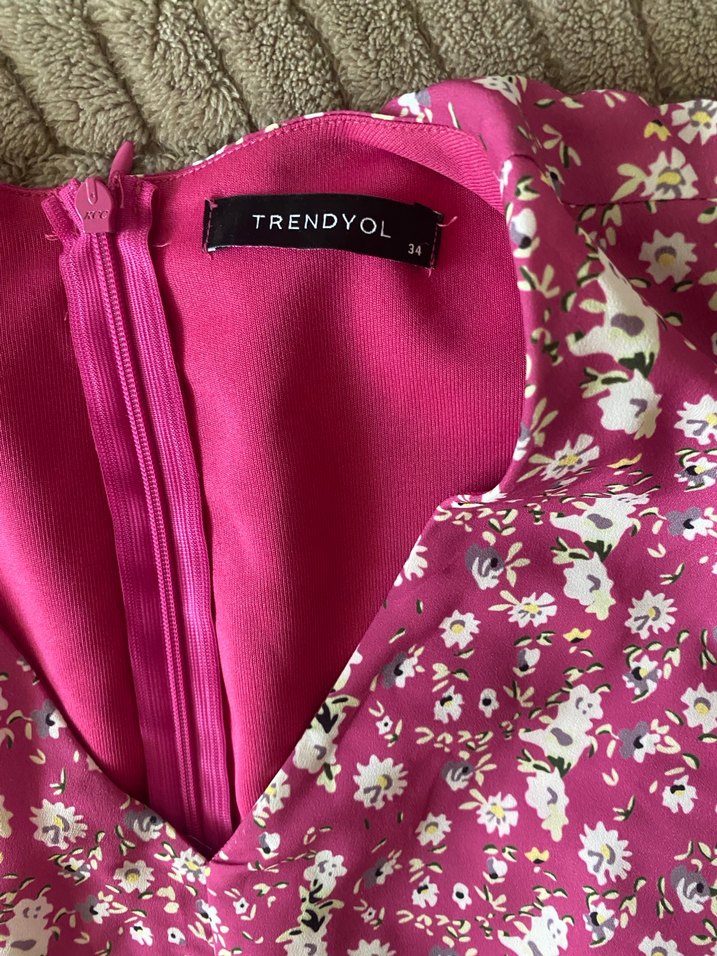 V yaka pembe midi elbise - Görsel 3