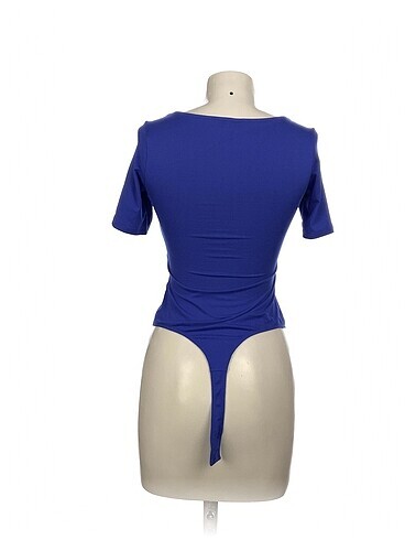 s Beden H&M Bluz %70 İndirimli.