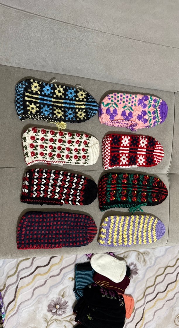 Renkli Örgü El Yapımı Patikler - Görsel 2
