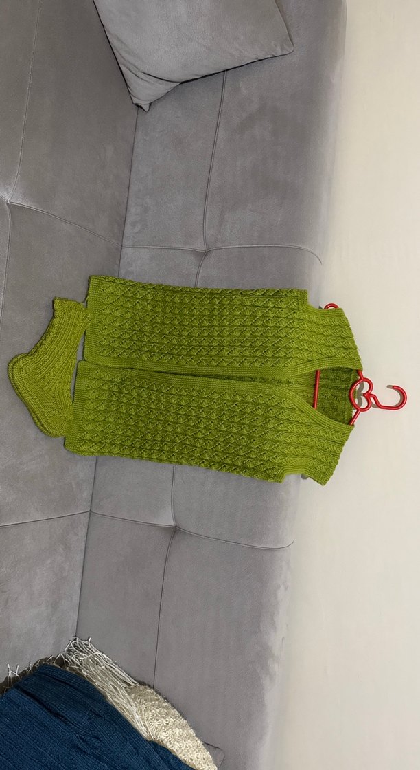 Kadın yelek ve patik - Görsel 2