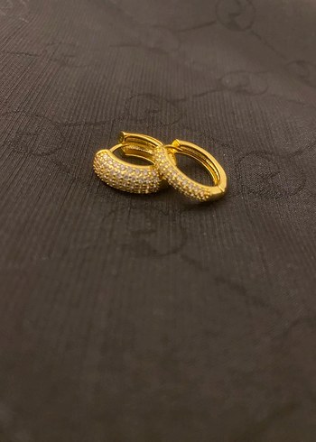 Diğer Altın Renkli Minimalist Küpe