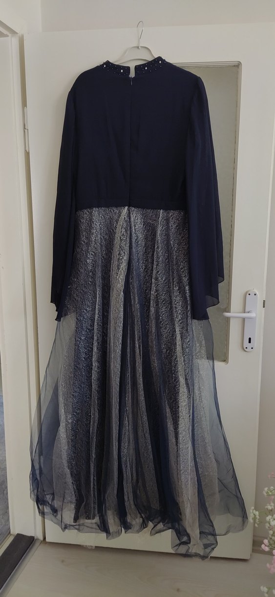 Uzun Lacivert Drapeli Gotik Kadın Abiye - Görsel 3