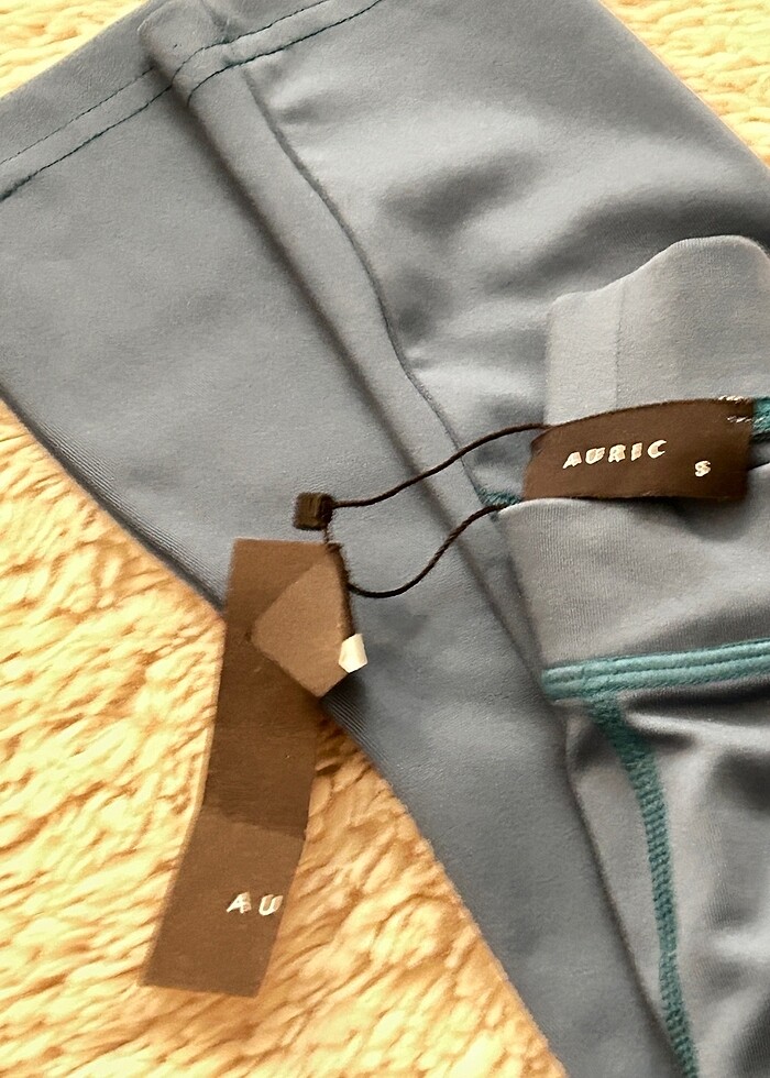 Aurıc tayt - Görsel 2