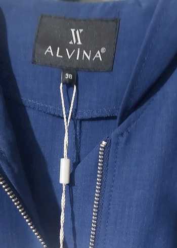 Uzun Mavi Nakışlı Kadın Kaban - Görsel 5