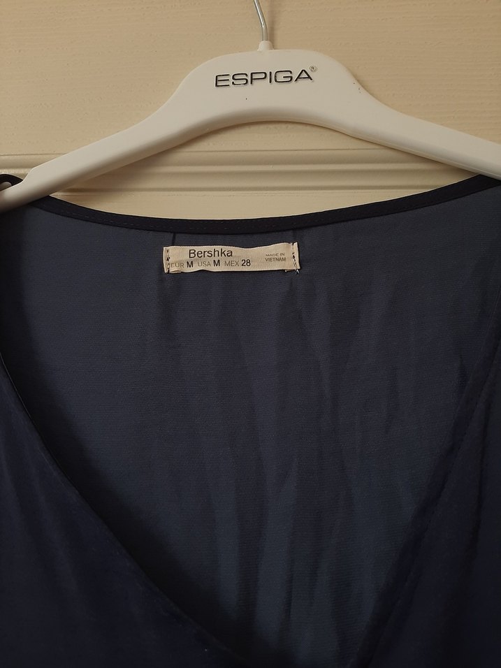 Bershka Kadın Lacivert V Yakalı Bluz - Görsel 3