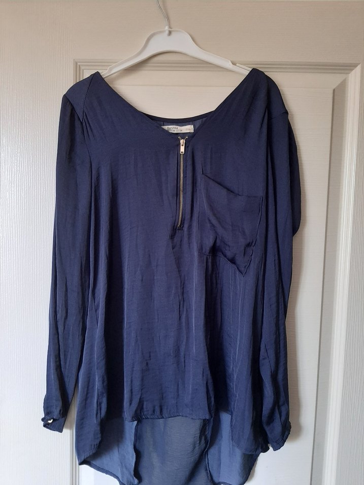 Bershka Kadın Lacivert V Yakalı Bluz - Görsel 2