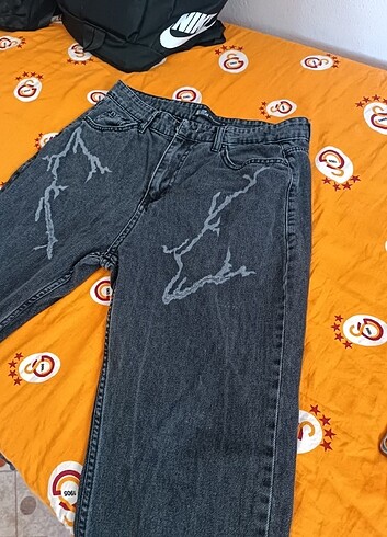 Şimşek desenli baggy pantalon 