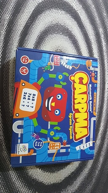 Diğer Çocuklara çarpmayı sevdirecek oyuncak