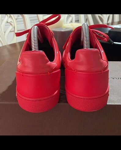 37,5 Beden kırmızı Renk Louis Vuitton Kadın Sneaker