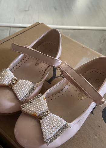 LC Waikiki Pembe Fiyonklu Kız Çocuk Babet