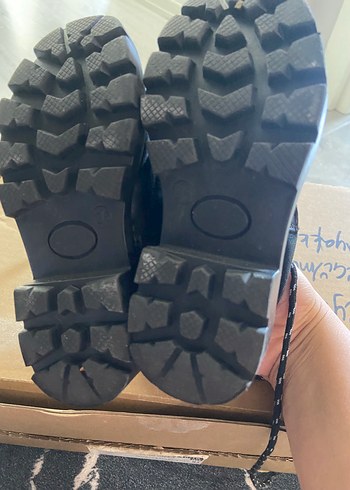 LC Waikiki Tokalı Siyah Deri çocuk bot