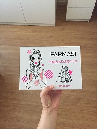 Farmasi set+tişört özel ilan