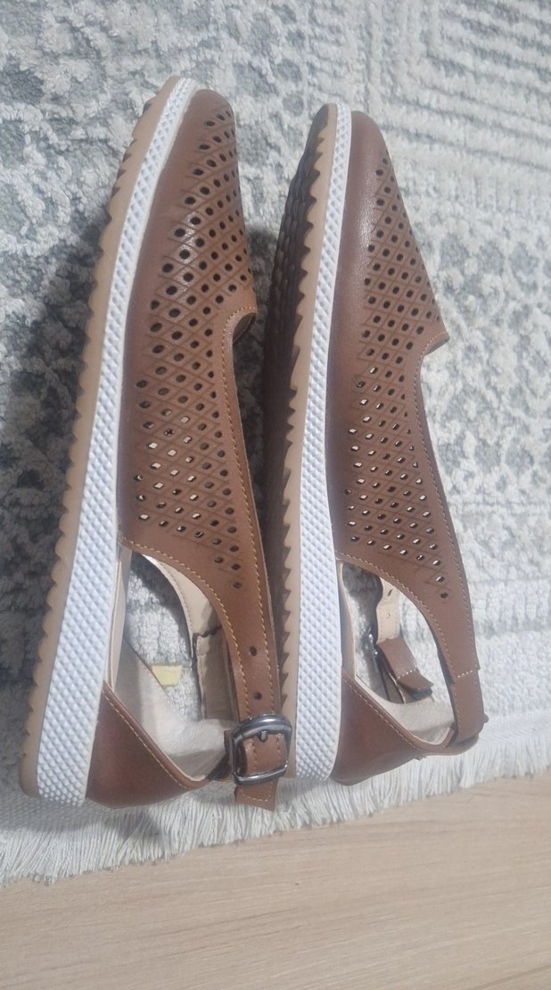 Kahverengi Deri Kadın Dolgu Topuk Sandalet - Görsel 4