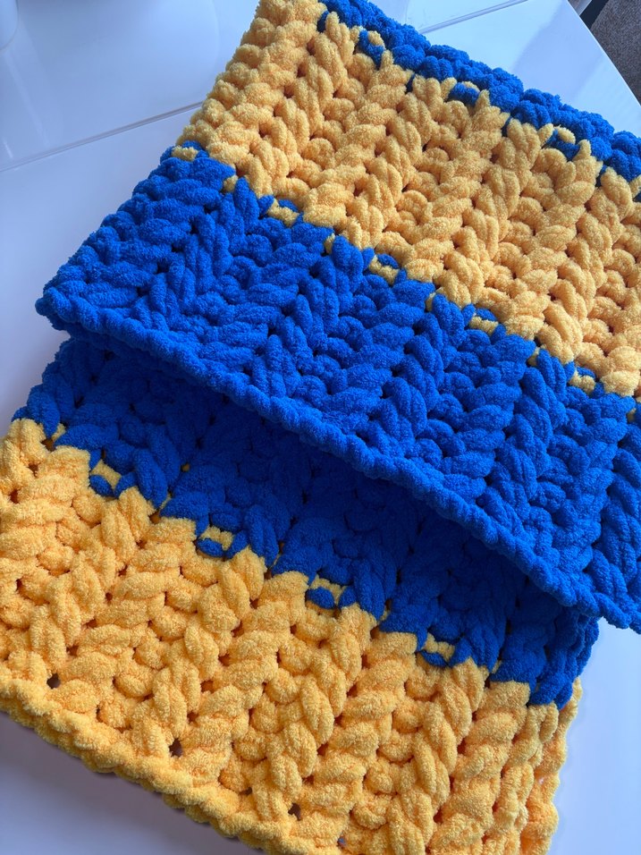 Puffy Taraftar Battaniye Örgü Battaniye - Görsel 4