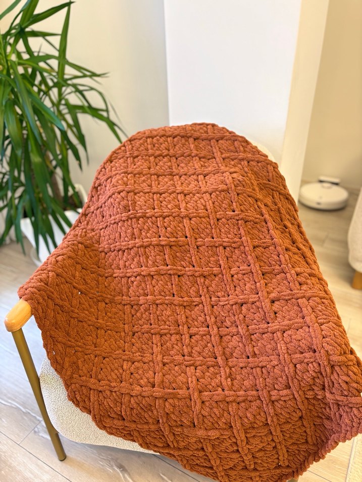 Kahverengi Örgü Çocuk Battaniyesi - Görsel 4