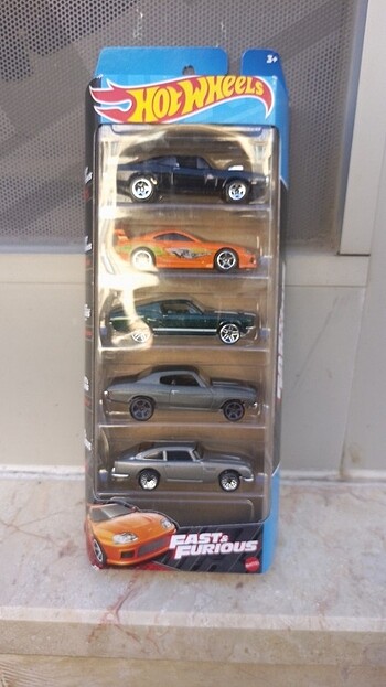 Hot wheels 