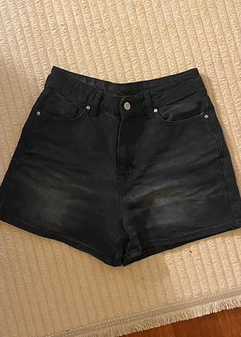 Siyah Loose Fit Mini Denim Şort - Görsel 2