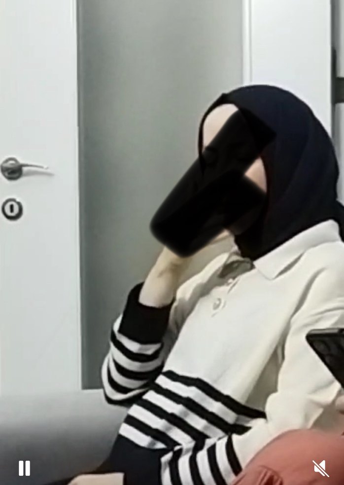 Siyah Yüksek Yakalı  Triko Elbise - Görsel 2