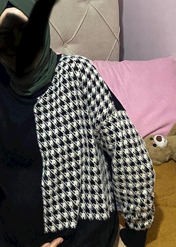 Siyah Yüksek Yakalı Triko Uzun Elbise - Görsel 2