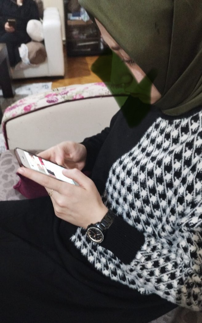 Siyah Yüksek Yakalı Triko Uzun Elbise - Görsel 3