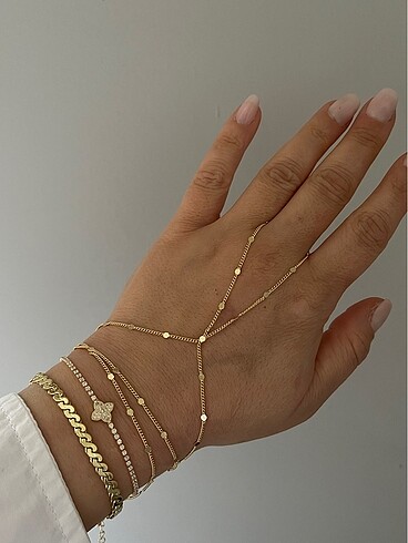 Gold pullu şahmeran