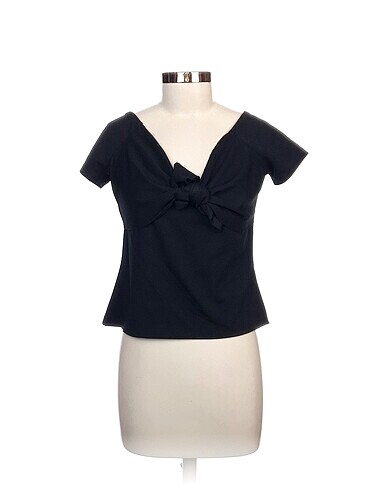 Zara Bluz %70 İndirimli.
