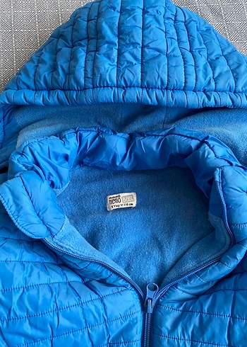 Mavi Erkek Çocuk Kapüşonlu Fermuarlı Mont - Görsel 2