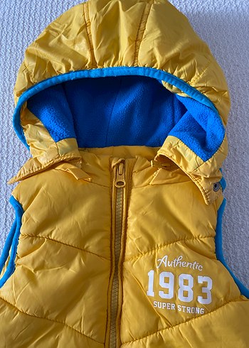 Sarı Kapüşonlu Erkek Çocuk Şişme Yelek - Görsel 2