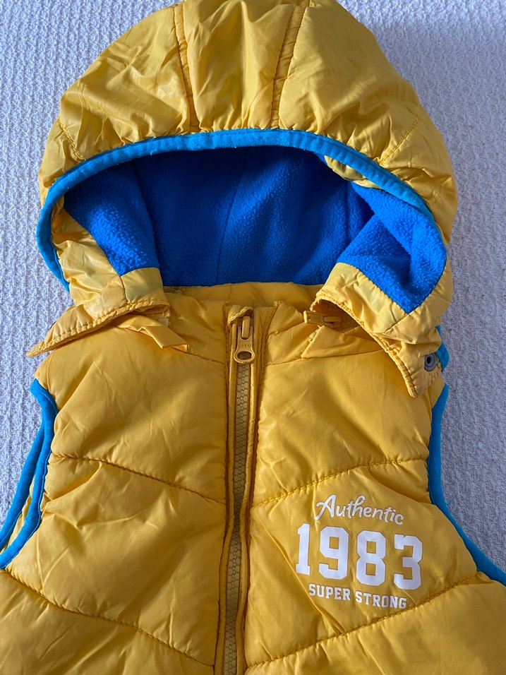 Sarı Kapüşonlu Erkek Çocuk Şişme Yelek - Görsel 2