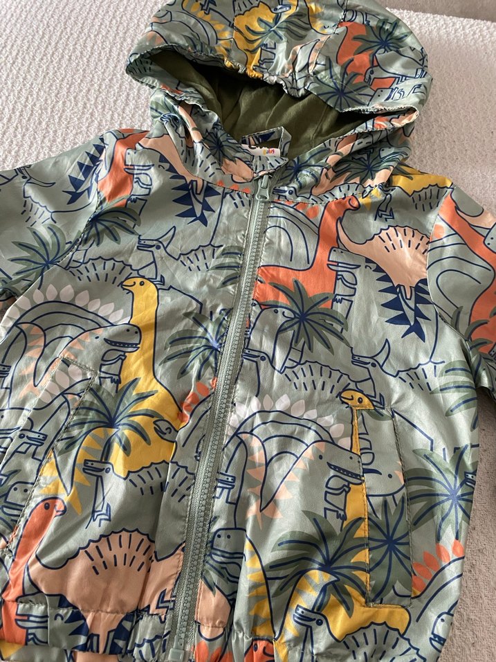 Erkek Çocuk Kapüşonlu Baskılı Yağmurluk - Görsel 2