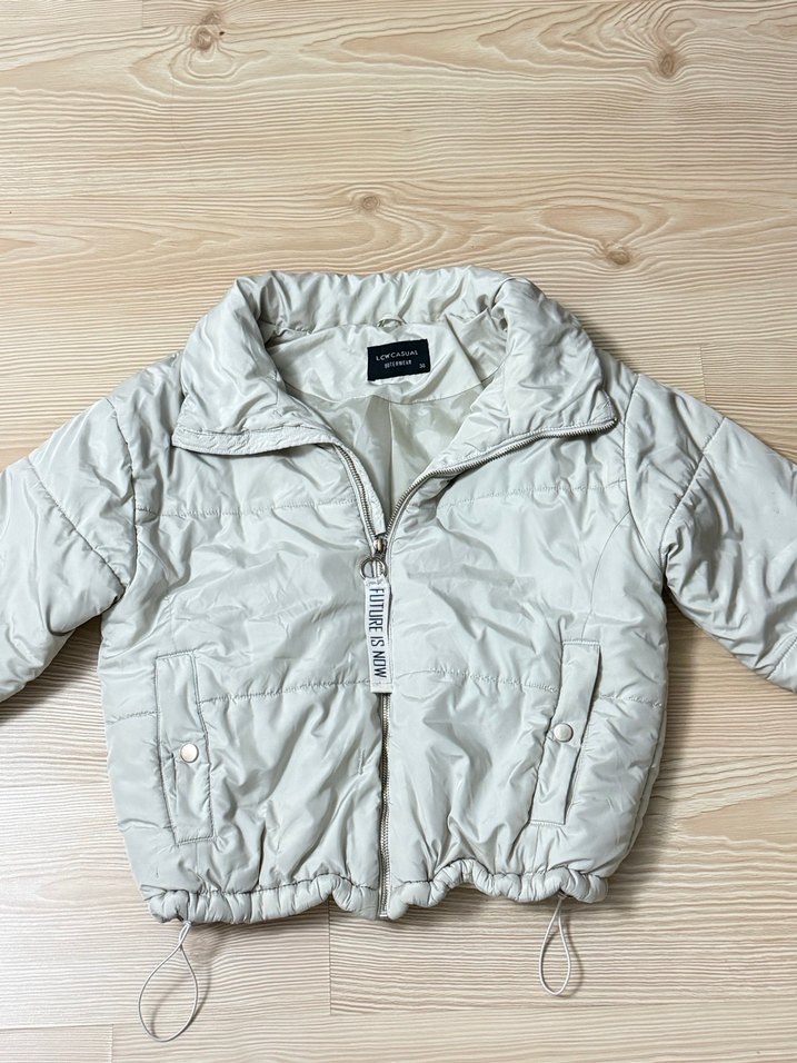 Düğmeli Kısa Bej Kadın Kış Ceketi - Görsel 2