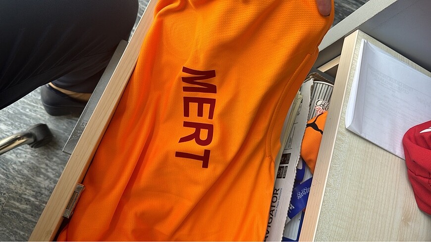 GS Store M beden mert yazılı Galatasaray forması
