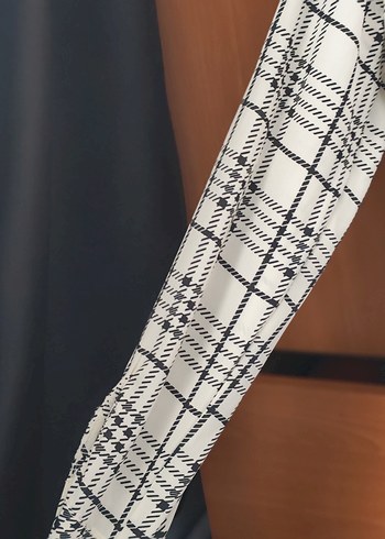 Düğmeli Ekose Desenli Kadın Gömlek - Görsel 6