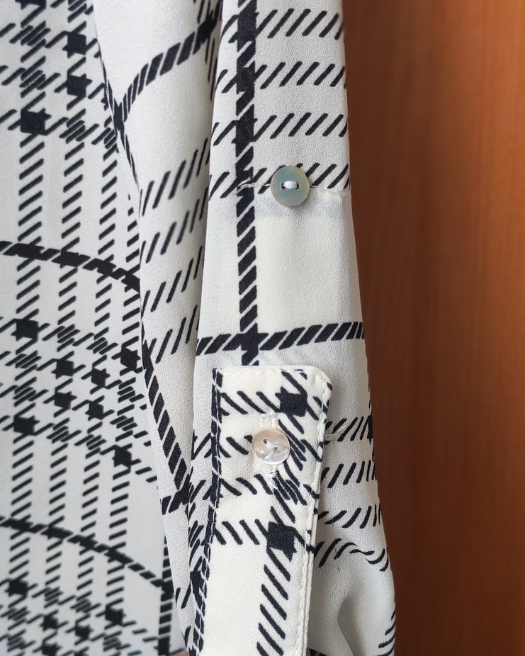 Düğmeli Ekose Desenli Kadın Gömlek - Görsel 5