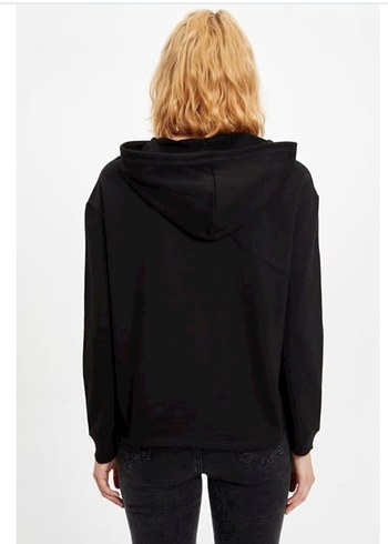 Siyah Kapüşonlu Baskılı Sweatshirt - Görsel 5