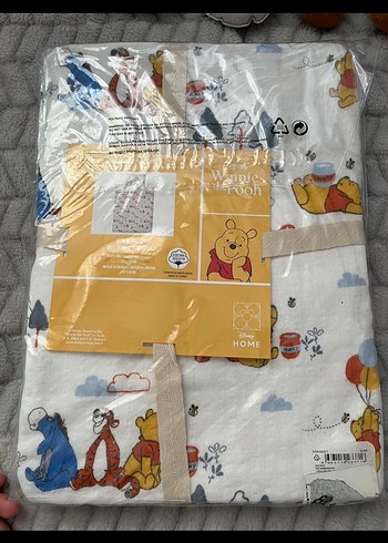 Winnie the Pooh Baskılı Çocuk Battaniyesi Gri