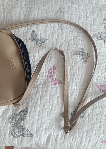 Diğer Bej Deri Kadın Postacı Çantası Fermuarlı